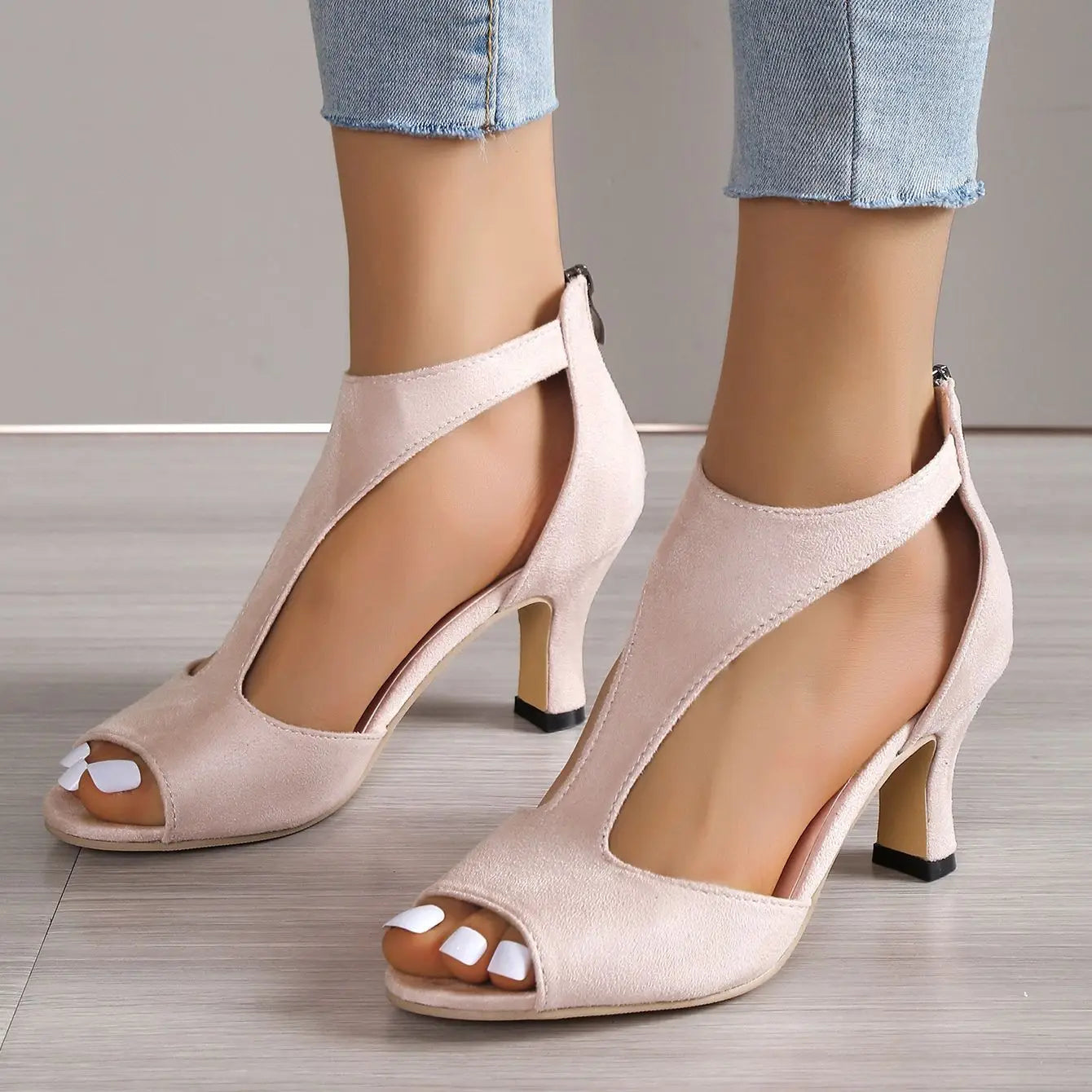 Side Hollow Thin Heel Roman Sandals